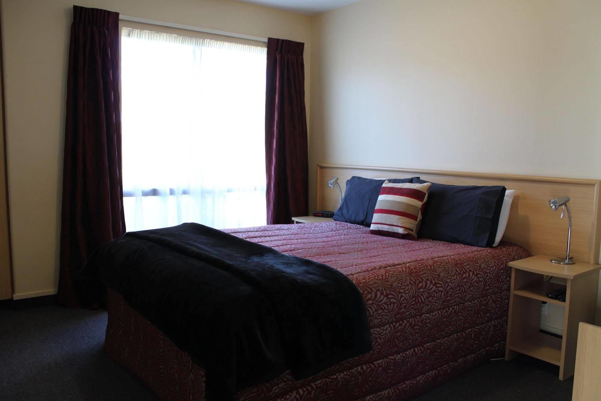 Alhambra Oaks Motor Lodge Dunedin Exteriér fotografie